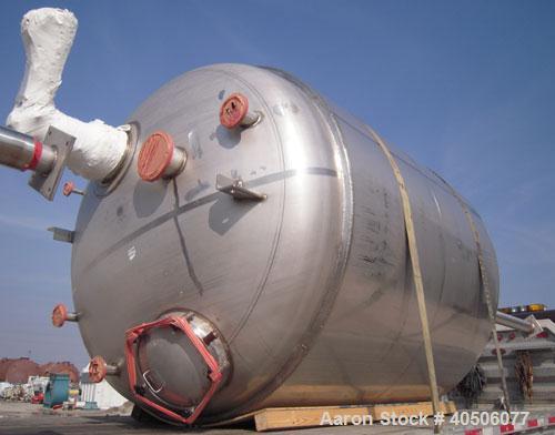 Unused- Mueller Pressure Tank, 2,500 Gallon, Model "F", 304L Stainless steel, Vertical. 90" diameter x 79" straight side, 2:1 elliptical top and bottom. Equipped with a 2 HP agitator.  Serial #357210...