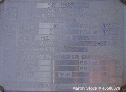 Unused- Mueller Pressure Tank, 2,500 Gallon, Model "F", 304L stainless steel, vertical. 90" diameter x 79" straight side, 2:1 elliptical top and bottom. Internal rated 30 psi at 160 deg F and -20 deg...