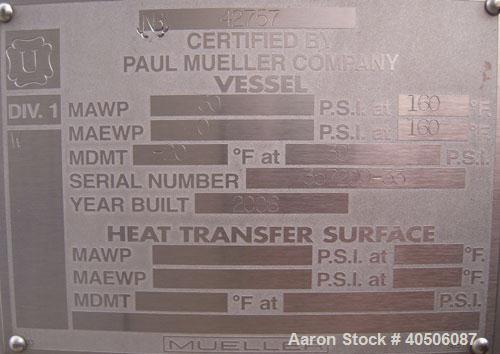 Unused- Mueller Pressure Tank, 2,500 Gallon, Model "F", 304L stainless steel, vertical. 90" diameter x 79" straight side, 2:1 elliptical top and bottom. Internal rated 30 psi at 160 deg F and -20 deg...