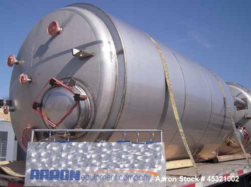 2,500 Gallon Stainless Steel Mueller Pressure Tank, Model "F" 