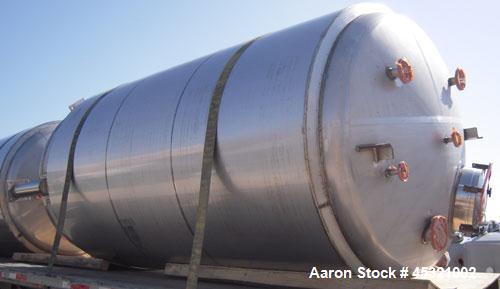 2,500 Gallon Stainless Steel Mueller Pressure Tank, Model "F" 