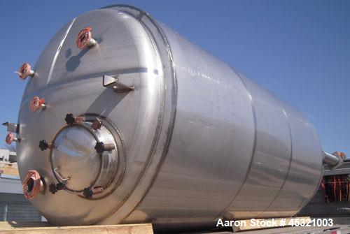 2,500 Gallon Stainless Steel Mueller Pressure Tank, Model "F"