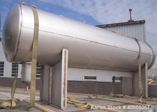 Unused- Mueller Coalescer Pressure Tank, 1600 Gallon, Model "H", 304L stainless steel, horizontal. 48" diameter x 204" straight side, (1) dished bolt on end with davit arm, (1) dished end. Internal r...