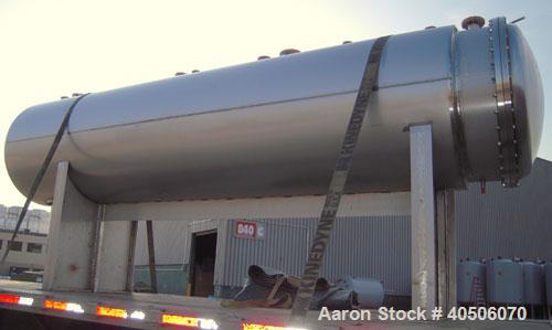 Unused- Mueller Coalescer Pressure Tank, 1600 Gallon, Model "H", 304L atainless steel, horizontal. 48" diameter x 204" straight side, (1) dished bolt on end with davit arm, (1) dished end. Internal r...