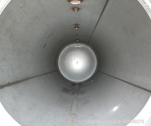Unused- Mueller Coalescer Pressure Tank, 1600 Gallon, Model "H", 304L atainless steel, horizontal. 48" diameter x 204" straight side, (1) dished bolt on end with davit arm, (1) dished end. Internal r...