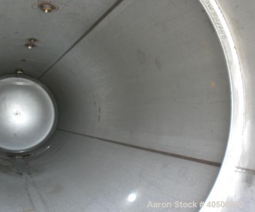 Unused- Mueller Coalescer Pressure Tank, 1600 Gallon, Model "H", 304L atainless steel, horizontal. 48" diameter x 204" straight side, (1) dished bolt on end with davit arm, (1) dished end. Internal r...