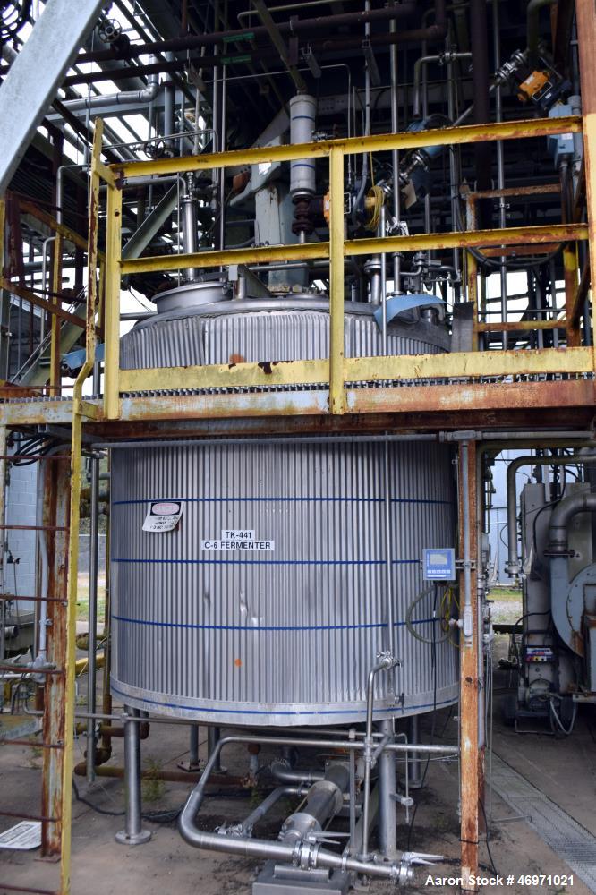 Used Mueller Jacketed Mix Tank, Approximate 1500 Gallon,