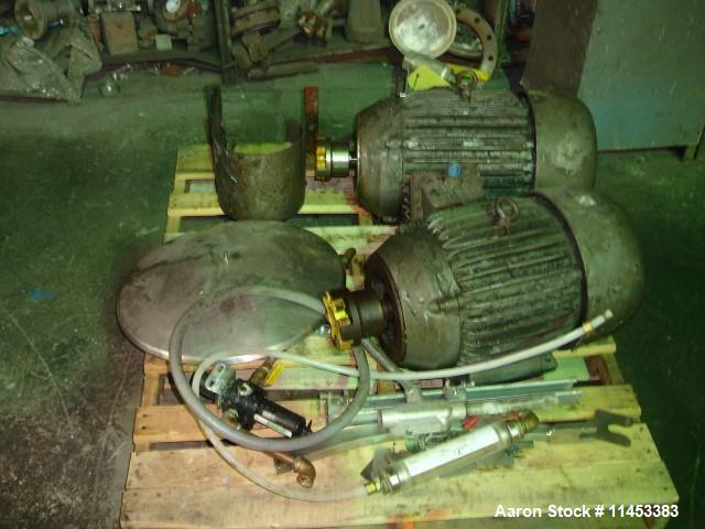 Used 3000 Gallon Mueller Twin Motion Processor. 316 stainless steel construction. 90" diameter x 107" straight side, dish top, 27" deep cone bottom. Jacketed on bottom and up straight side for 90 psi...