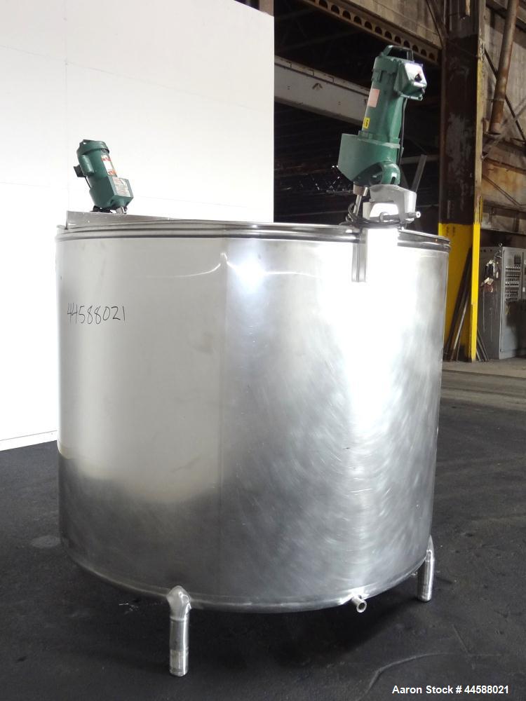 Used- Mueller Tank, 1000 Gallon, 316 Stainless Steel, Vertical. Approximate 76” diameter x 57” straight side, open top with ...