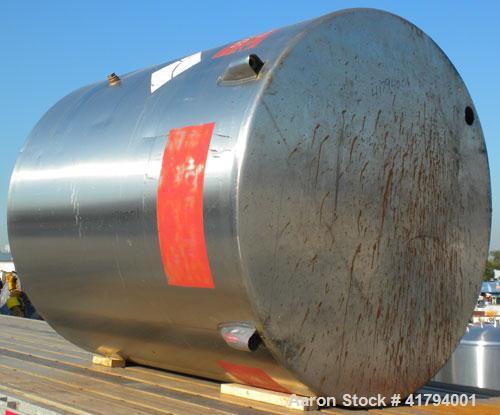 Used Ace Processing Equipment Company Tank, 1000 Gallon, Model CVS, 316 Stainless Steel, Vertical. 66" diameter x 68" straight side. Flat top, sloped bottom. Top openings: (2) 2" NPT, 1" NPT, 3" open...