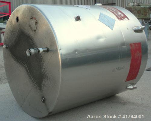 Used Ace Processing Equipment Company Tank, 1000 Gallon, Model CVS, 316 Stainless Steel, Vertical. 66" diameter x 68" straight side. Flat top, sloped bottom. Top openings: (2) 2" NPT, 1" NPT, 3" open...