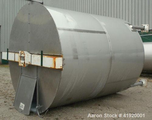 Used- Tank, 4200 Gallon, 304 Stainless Steel, Vertical. 100" diameter x 120" straight side, flat open top with a bolt on cov...