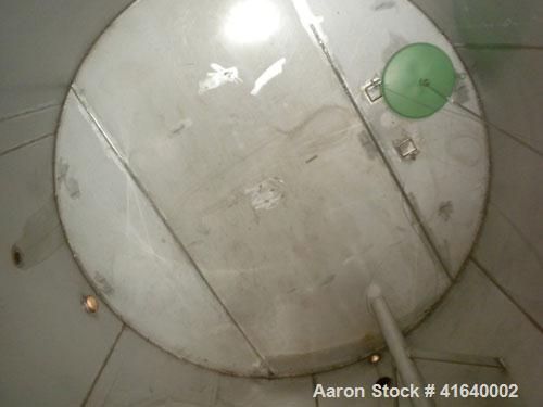 Used- Bendel Tank, 3,000 Gallon, 304 Stainless Steel, Vertical. 94" diameter x 108" straight side, coned top, sloped bottom....