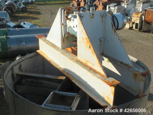 Used Tank, 1100 Gallon, 304 Stainless Steel, Vertical. 72" Diameter x 62" straight side x 42" coned bottom, open top with no covers. Carbon steel agitator bridge, approximate 2" diameter carbon steel...