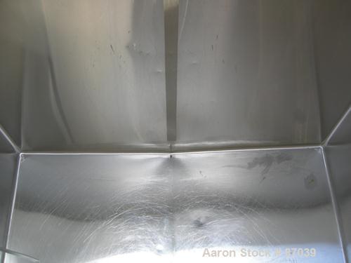 Used 3 Compartment Tank, 1,500 total gallons, 304 stainless steel, horizontal. Each compartment has an approximate 500 gallon capacity. Compartments are 76" front to back, 47" left to right, and appr...