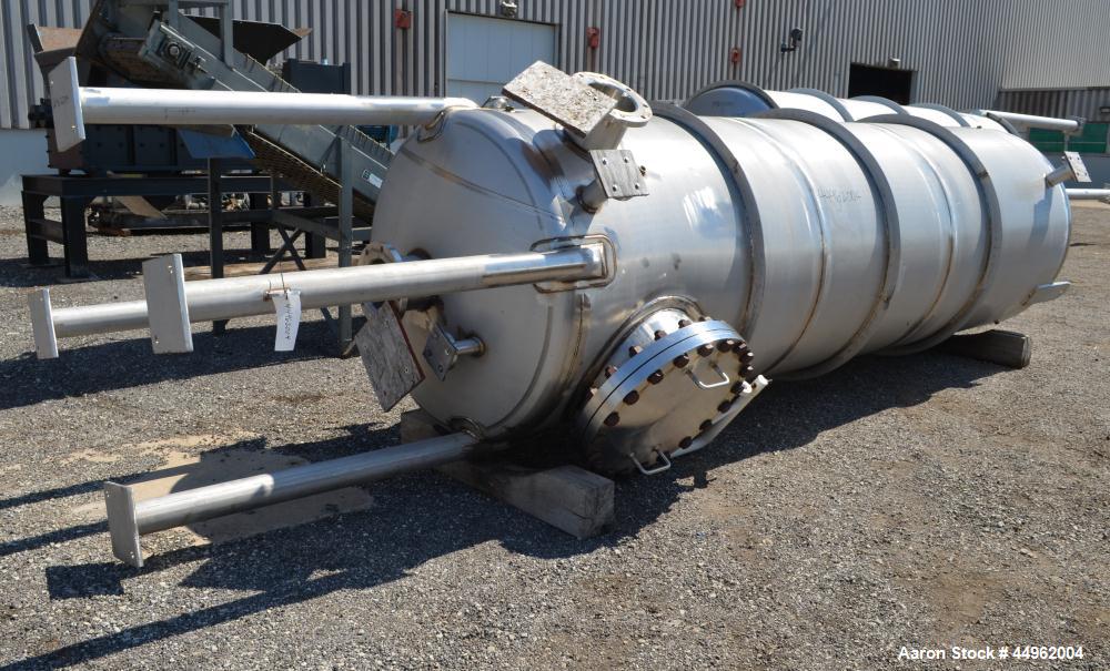 Unused- Northland Stainless Pressure Tank, 1720 Gallons, 304 Stainless Steel. 54" Diameter x 168" straight side, dished top and bottom.  Internal rated full vacuum/54 psi at -20 to 250 degrees F. Ope...