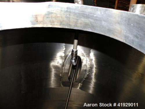 Used Norwalk Tank, 2000 Gallon,  stainless steel, vertical. 76" diameter x 106" straight side, dished top and bottom. Top side wall entering angled Lightnin manual variable speed agitator, model N33G...