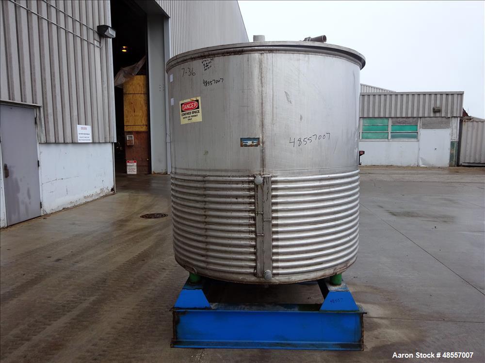 Used Paul Mueller Tank, Model P-1000, Approximately 1,000 Gallon, 304 Stainless