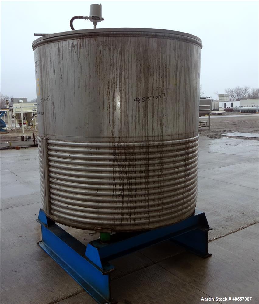 Used Paul Mueller Tank, Model P-1000, Approximately 1,000 Gallon, 304 Stainless