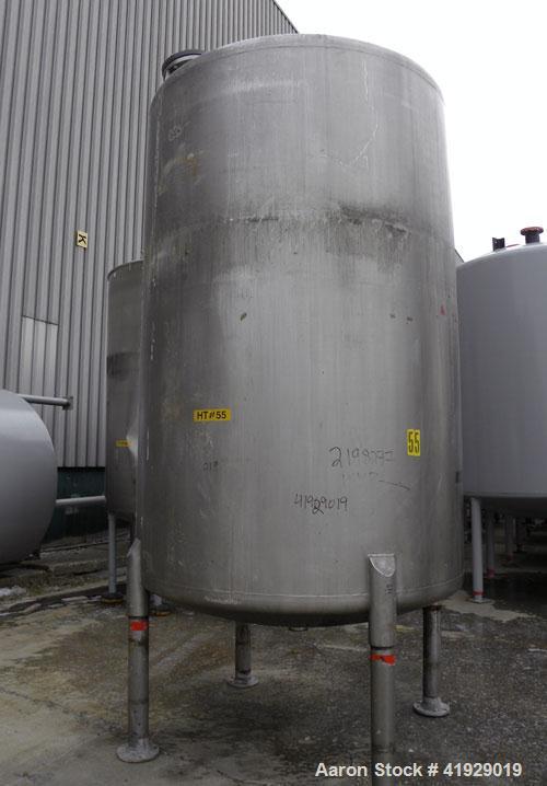 Used Perry Products Tank, 2000 Gallon, 316 Stainless Steel, Vertical. 76" diameter x 108" straight side, dished top and bottom. (1) Spray ball. Openings top (2) 3" tri-clamp, 4" vent, 8" drive (cappe...