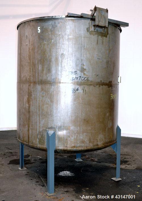 Used Pfaudler Permutit Canada Tank, 1000 Imperial Gallons (1200 US Gallons), 304 Stainless Steel, Vertical. 68’’ Diameter x 70’’ straight side. Flat open top with a 1 piece 1/4 hinged cover, dished b...