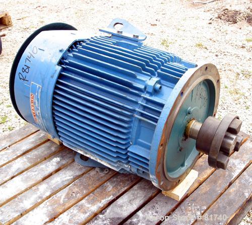 Used Pierre Guerin Jacketed Mix Tank, 2800 Gallon, 304 Stainless Steel, Vertical. 86" diameter x 110" straight side. Flat top, slight coned bottom with stainless steel channel jacket. Carbon steel ag...