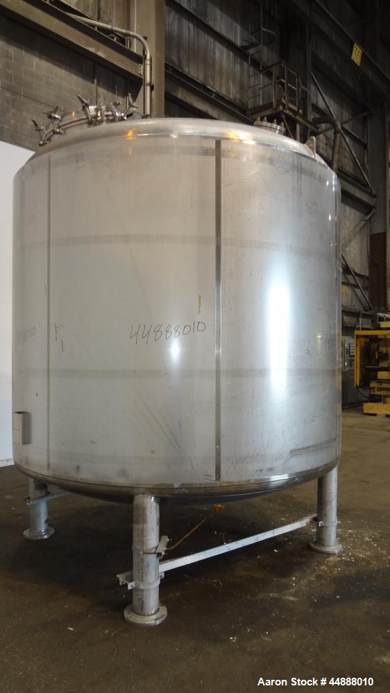 Used Precision Stainless Pressure Tank, 4000 Gallon, 304L Stainless Steel, Vertical. 108" Diameter x 88" straight side, dished top and bottom. Internal rated 15 psi at -20 to 225 degrees F., vacuum d...