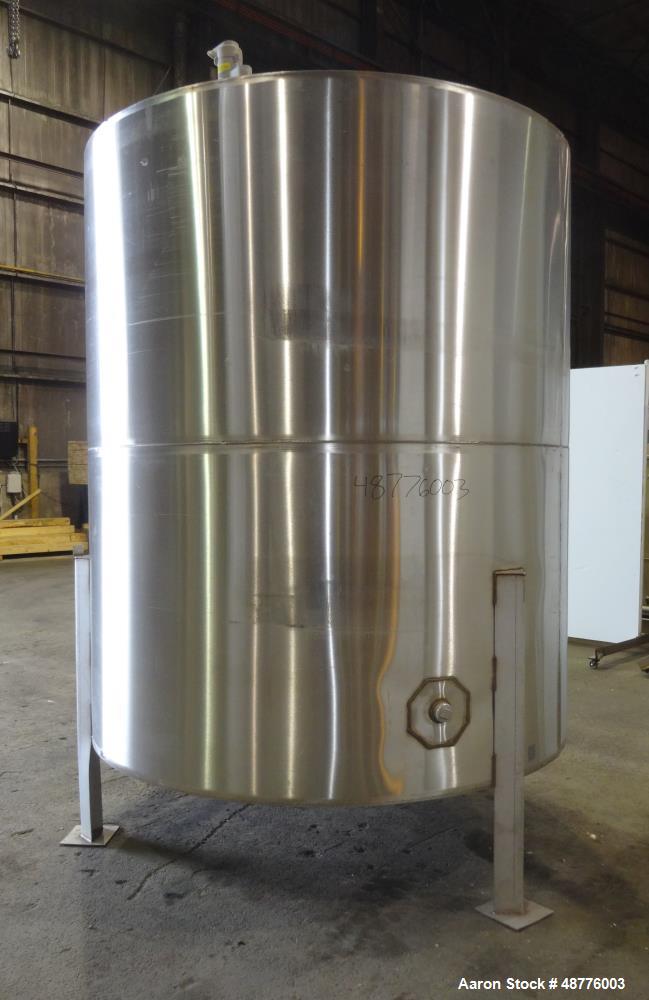 Used Precision Tank, Approximately 2200 Gallon, 304 Stainless Steel, Vertical.