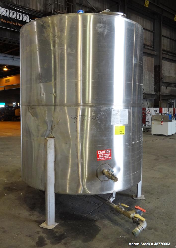 Used Precision Tank, Approximately 2200 Gallon, 304 Stainless Steel, Vertical.