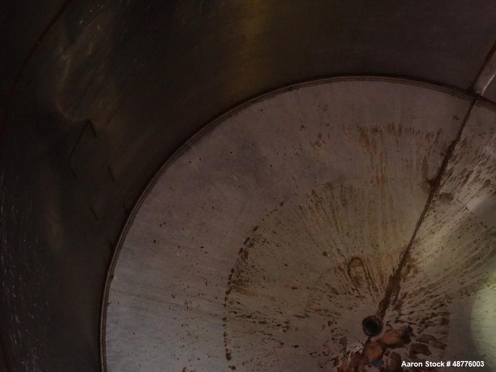 Used Precision Tank, Approximately 2200 Gallon, 304 Stainless Steel, Vertical.