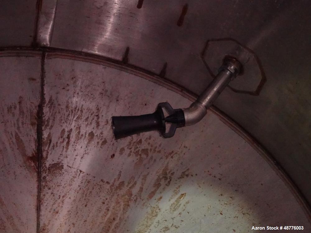 Used Precision Tank, Approximately 2200 Gallon, 304 Stainless Steel, Vertical.