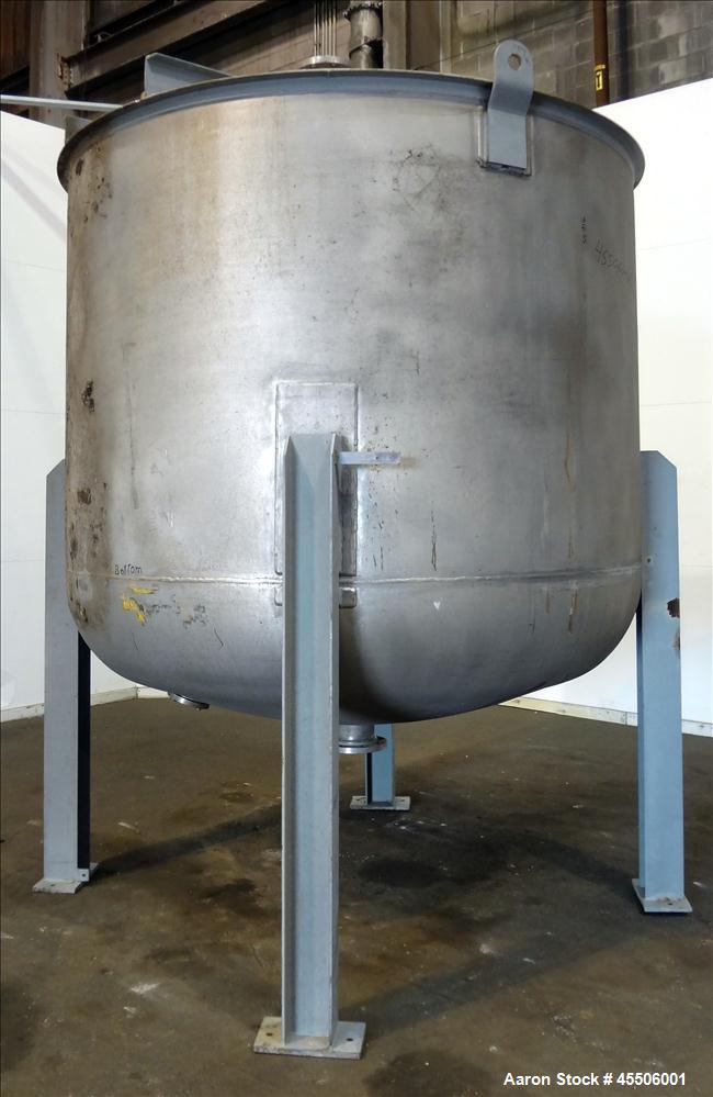 Used 2,500 Gallon Stainless Steel Quality Containment Company Tank
