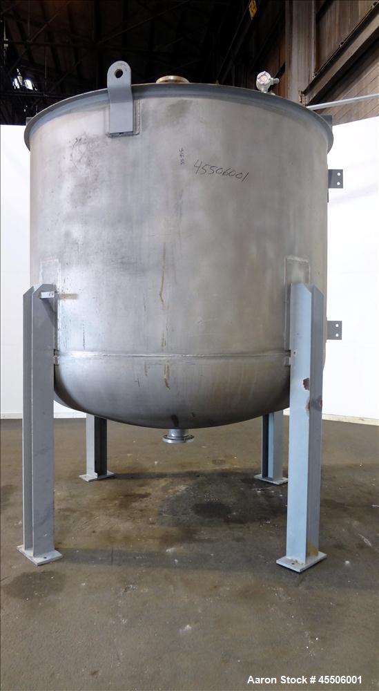 Used 2,500 Gallon Stainless Steel Quality Containment Company Tank