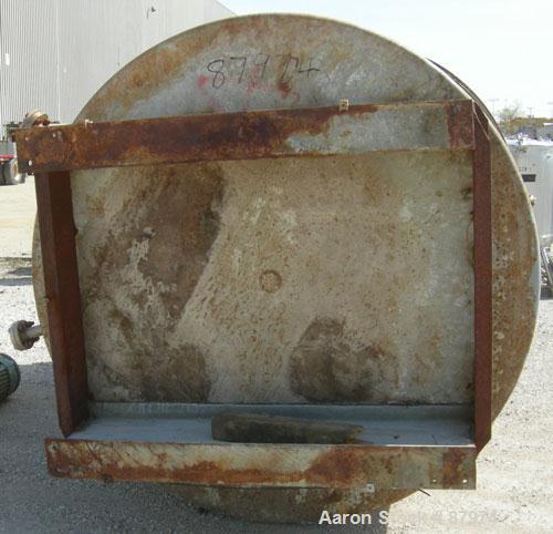 Used R.D. Cole Manufacturing Tank, 2300 gallon, 304 stainless steel, vertical. 78" diameter x 114" straight side, flat top with a bolt on cover with a 18'' x 36'' hinged cover, flat bottom. Carbon st...