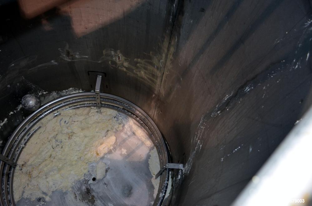 Used RECO Richmond Engineering Company Tank, 3170 Gallon, 304 Stainless Steel, Vertical. Approximate 84" diameter x 122" straight side, flat top with a 1/4 hinged cover, dished bottom. Internal rated...