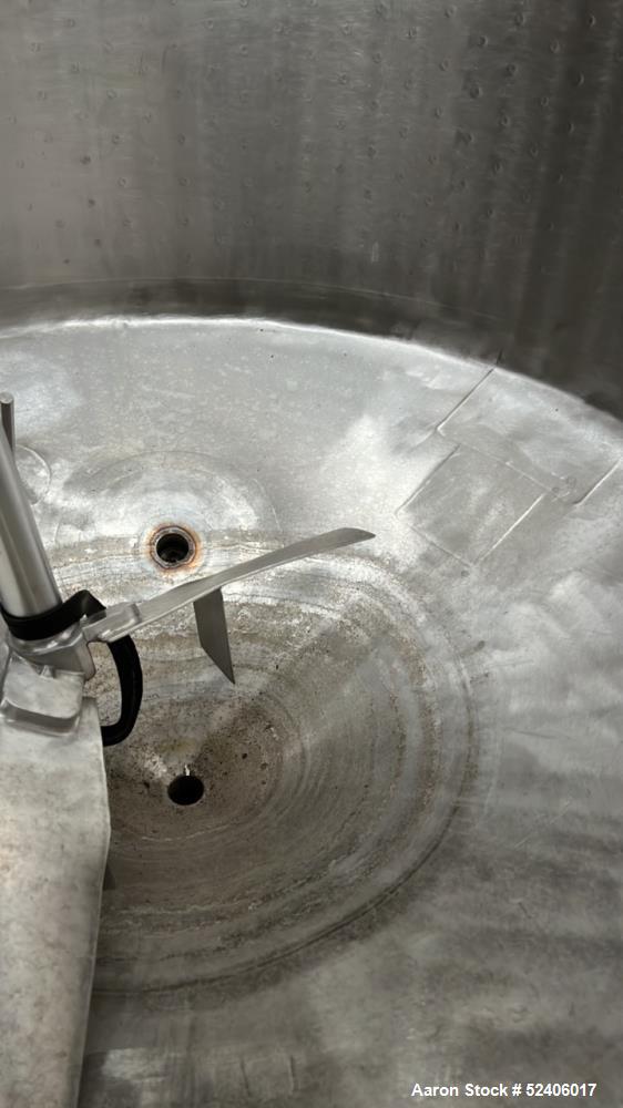 Used Robert Mitchell Jacketed Tank, Approximate 1150 Gallon, 304 Stainless Steel