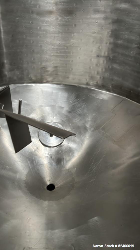 Used Robert Mitchell Jacketed Tank, Approximate 1150 Gallon, 304 Stainless Steel