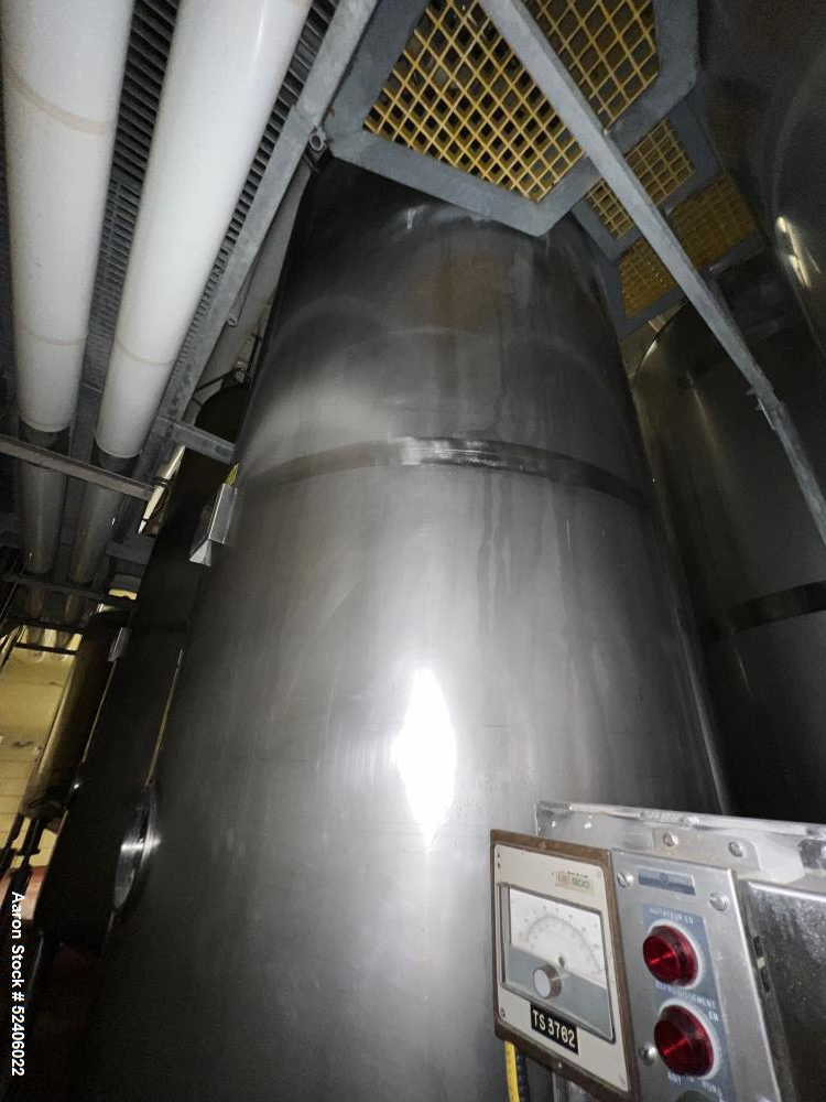 Used Robert Mitchell Jacketed Tank, Approximate 1150 Gallon, 304 Stainless Steel