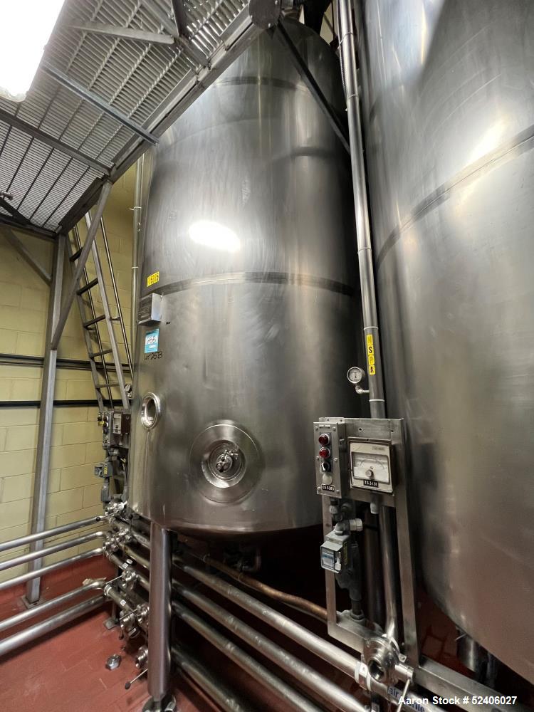 Used Robert Mitchell Balance Jacketed Tank, Approximate 1700 Gallon, 304 Stainle