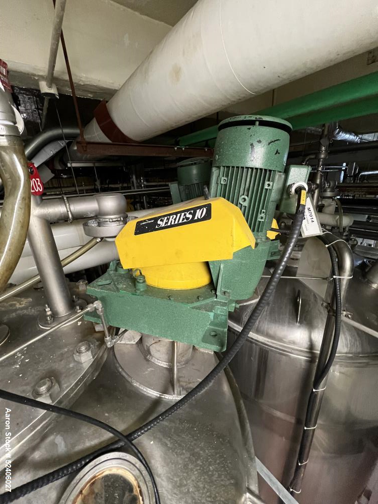 Used Robert Mitchell Balance Jacketed Tank, Approximate 1700 Gallon, 304 Stainle