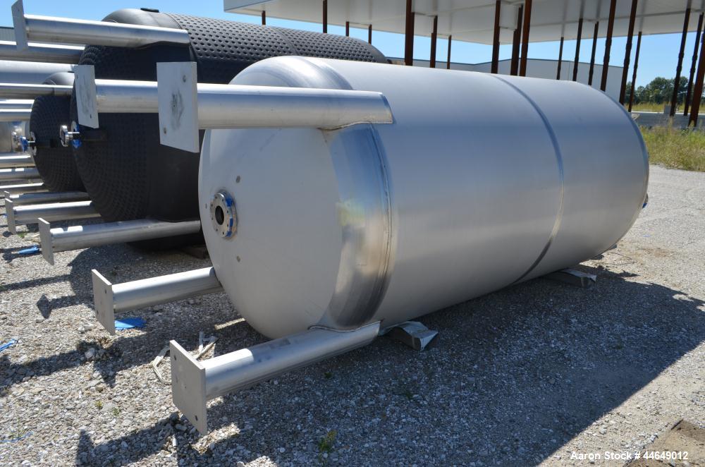 Unused- Stainless Fabrication Pressure Tank, 1500 Gallon, 316L Stainless Steel, Vertical. Approximate 64" diameter x 110" straight side, dished top and bottom. Internal rated 90 psi at -20 to 500 deg...