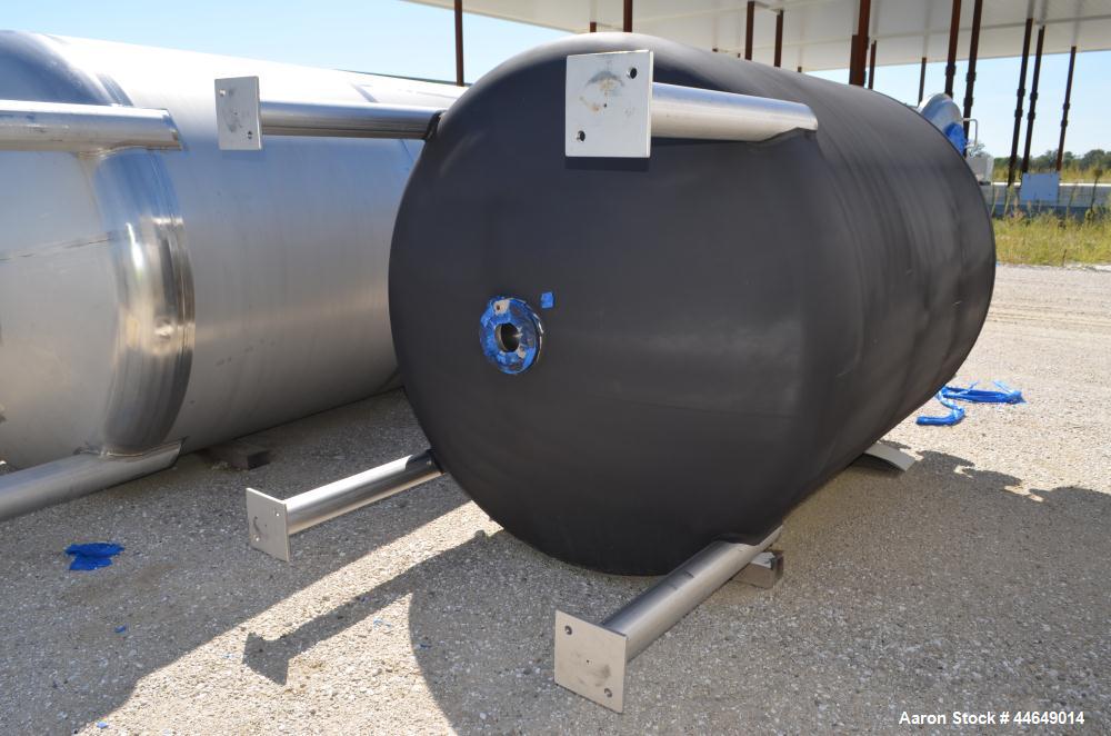 Unused- Stainless Fabrication Pressure Tank, 1500 Gallon, 316L Stainless Steel, Vertical. Approximate 72" diameter x 74" straight side, dished top and bottom. Internal rated 90 psi at -20 to 500 degr...