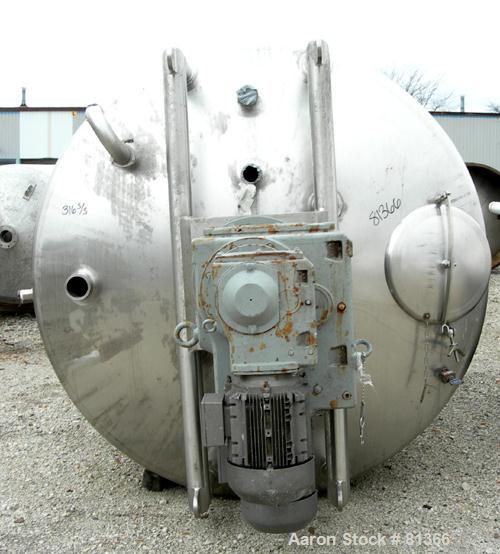 USED:Stainless Fabrication Inc double motion mix tank, 4000 gallon, 316L stainless steel, vertical. 7' diameter x 13' straight side. Dished top, coned bottom, stainless steel agitator bridge with a d...