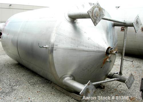 USED:Stainless Fabrication Inc double motion mix tank, 4000 gallon, 316L stainless steel, vertical. 7' diameter x 13' straight side. Dished top, coned bottom, stainless steel agitator bridge with a d...