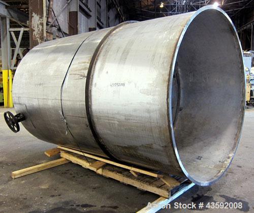 Used Stapco Tank, 3200 Gallon, 304 Stainless Steel, Vertical. Approximately 84" diameter x 130" straight side, open top with a cover, dished bottom. Approximately 48" tall sidewall section added to o...