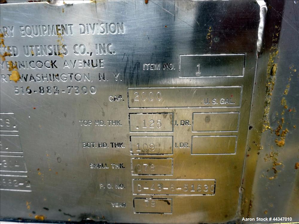 Used United Utensils Tank, 2000 Gallon, 304 Stainless Steel, Vertical. Approximate 72" diameter x 108" straight side. Open top with hinged cover, coned bottom. Approximate 3" center bottom outlet, se...