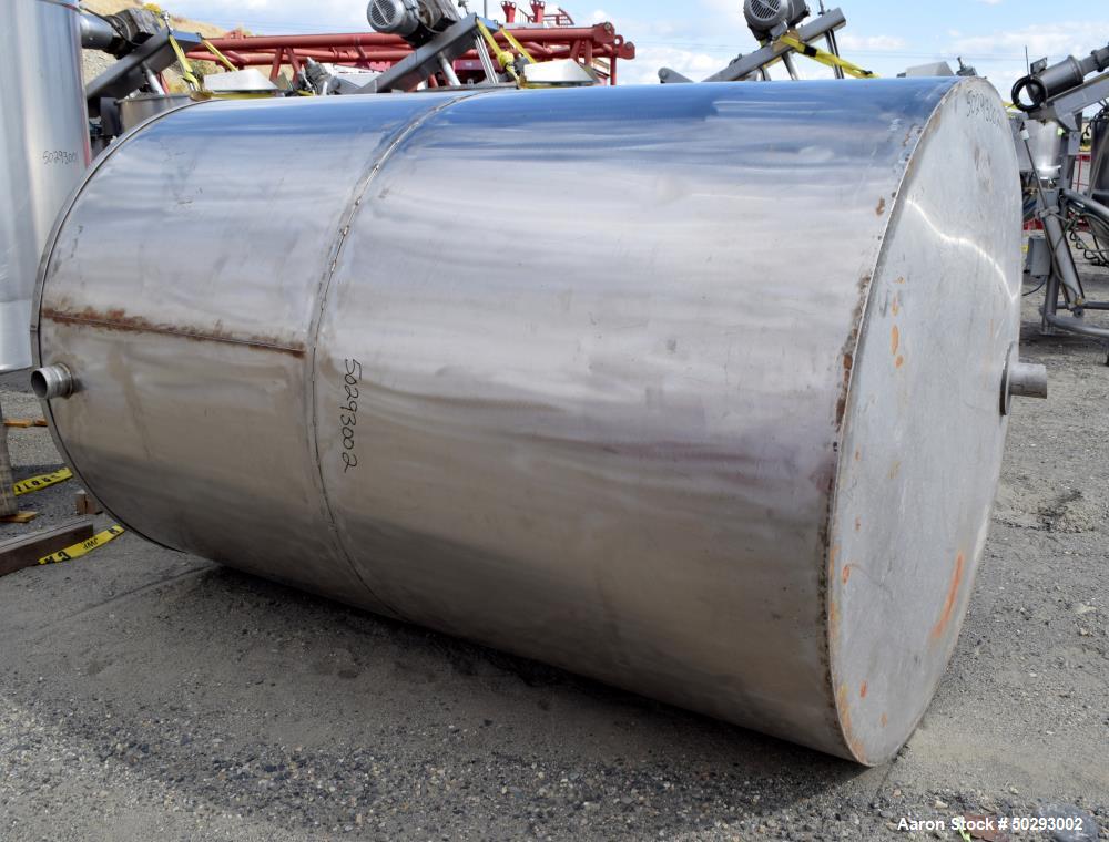 Used Tank, Approximately 1,100 Gallon, Stainless Steel