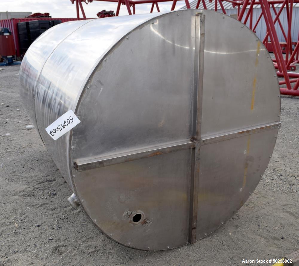 Used- Tank, Approximately 1,100 Gallon, Stainless Steel