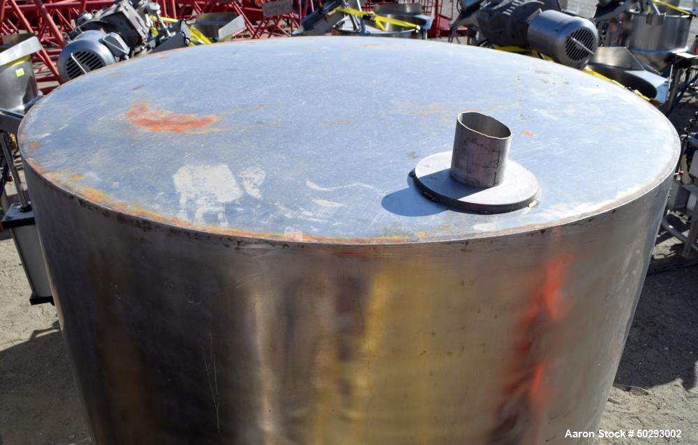 Used- Tank, Approximately 1,100 Gallon, Stainless Steel