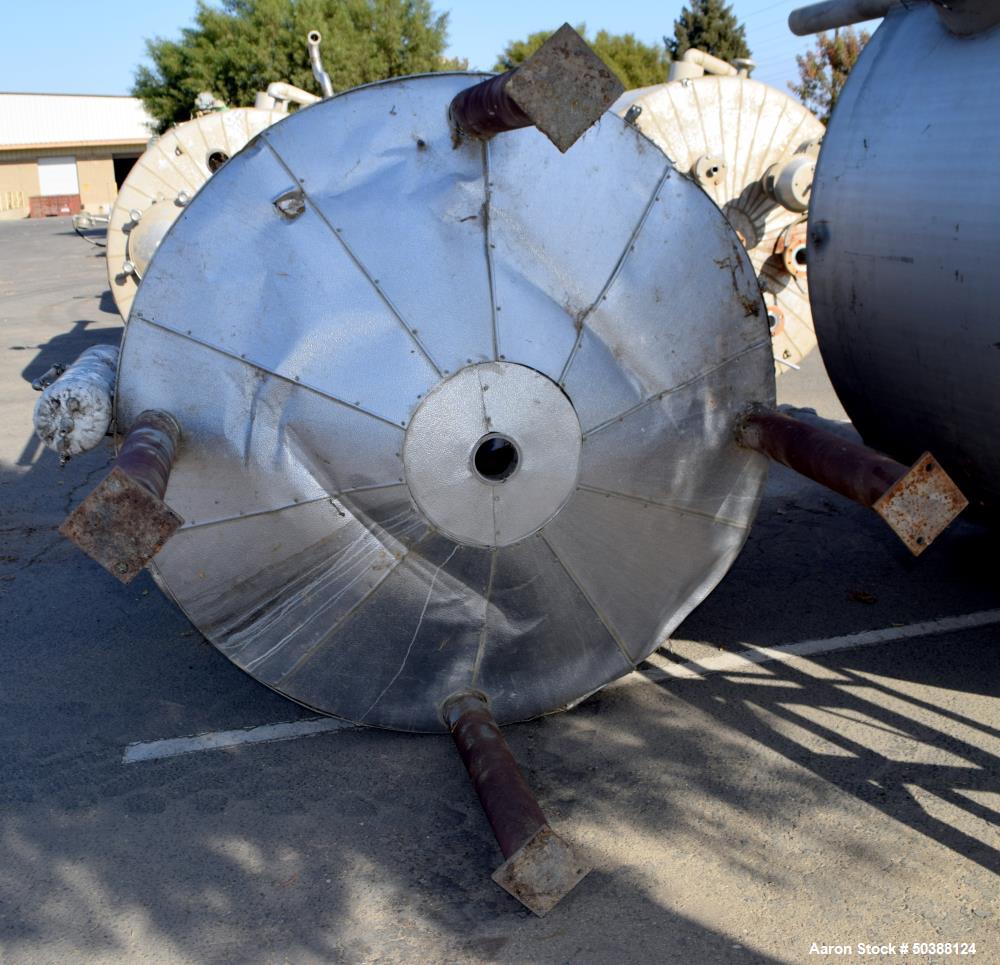 Used Tank, Approximate 1000 Gallon, Stainless Steel, Vertical